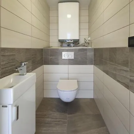 Semesterbostad Vila Plana Nad Luznici Planá nad Lužnicí